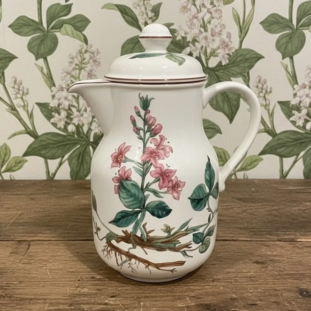 Villeroy & Boch Botanica Teapot, Menyanthes Trifoliata,‎ Botanical Tableware
